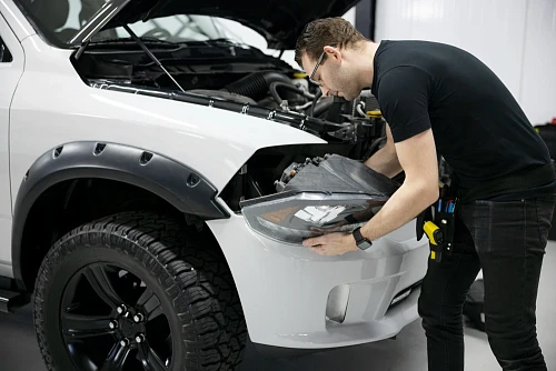 Fred, Bodyshop