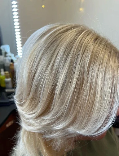 Oksana, Hairstylist