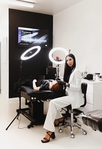 Inna Kolt - Permanent MakeUp & Eyelashes Studio