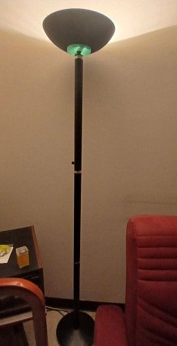 Лампа Lamp like new как новая $30