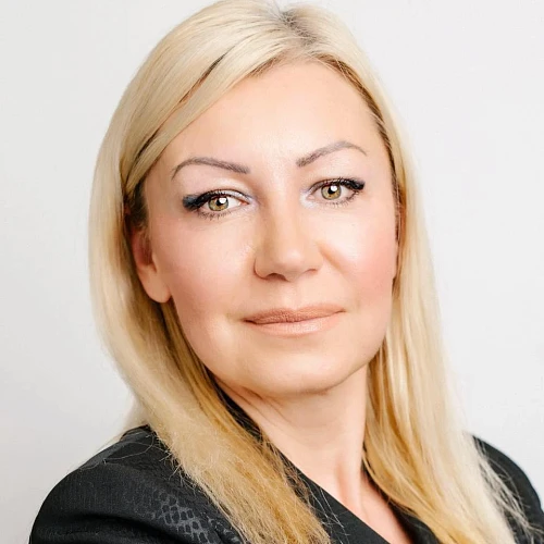 IRINA KUMITS