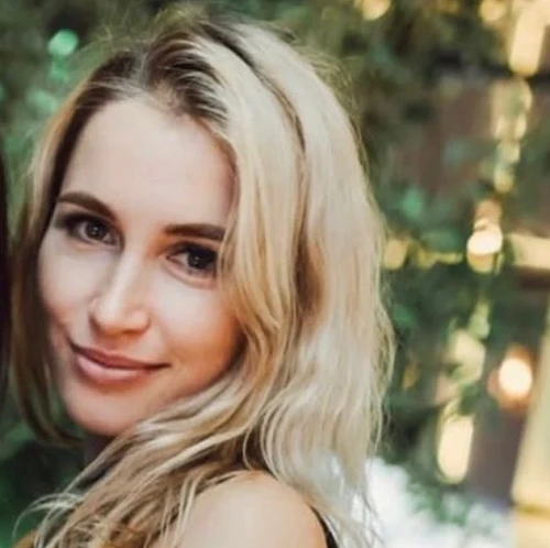 Nadiia Zago, Real Estate