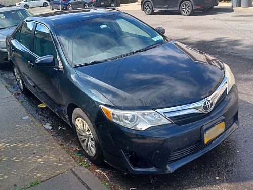 TOYOTA CAMRY 2014