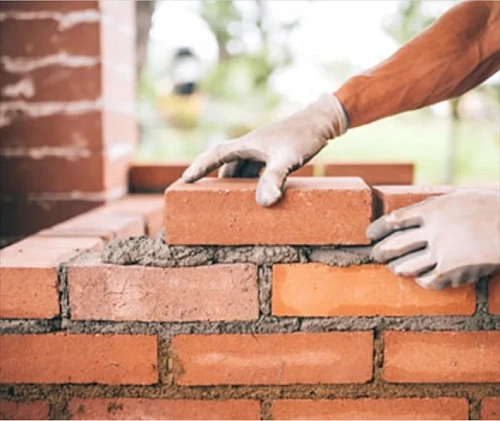 Volodymyr, Bricklayer