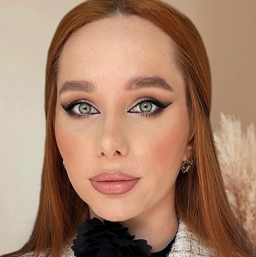 Mila, Makeup Artist | Miami