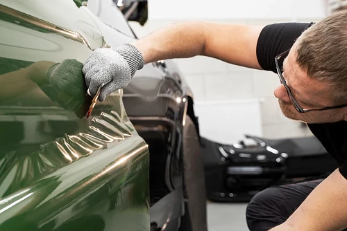 Custom Vehicle Vinyl Wrapping