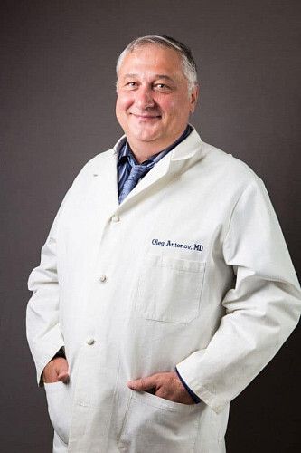Dr. Antonov, Oleg