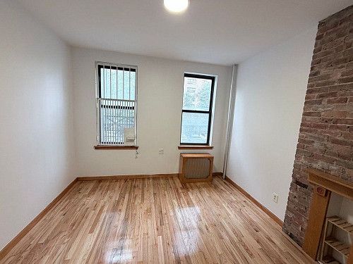 95 Pitt St, # 1, New York, NY 10002