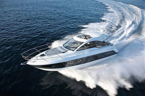 BENETEAU - Yacht Rental