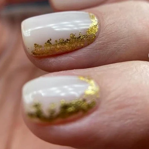 Angelina, Manicure