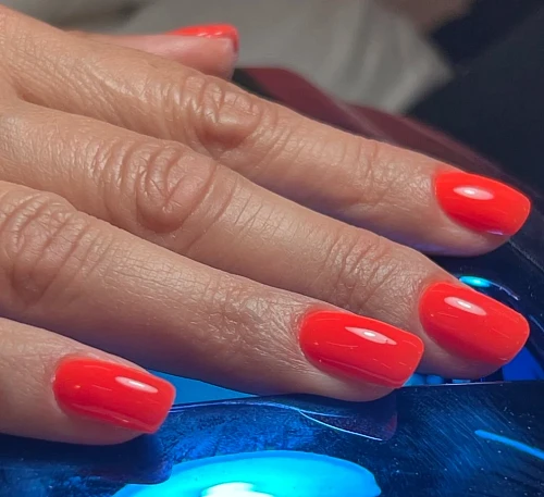 Nails Hub, Manicure Services