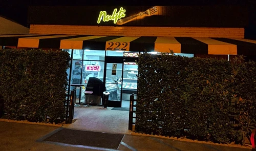 Golden Fork (Glendale)