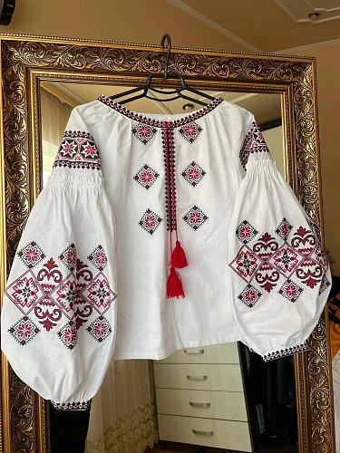 Аліна, Сучасні Вишиванки