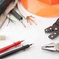 Airat Gizatullin, Electrician