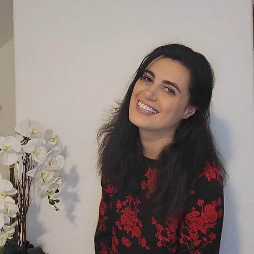 Nataliya Zakharov