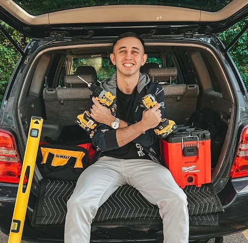 Handy David Inc