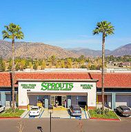 Foothill Plaza Market