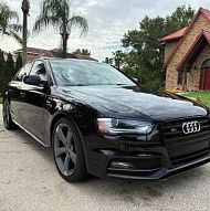 Audi S4 Premium Quattro 2014 года, кожаный салон, автоматическая коробка передач, 4 двери, двигатель V6 с наддувом.